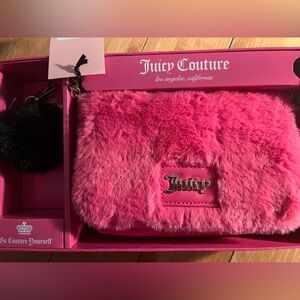 Free love flap crossbody & keychain